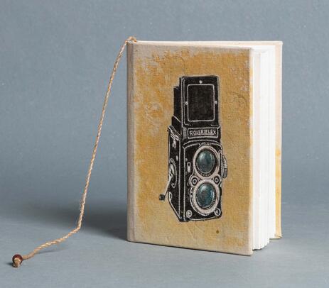 Diario A5 pintado a mano - cámara antigua - Imagen 4