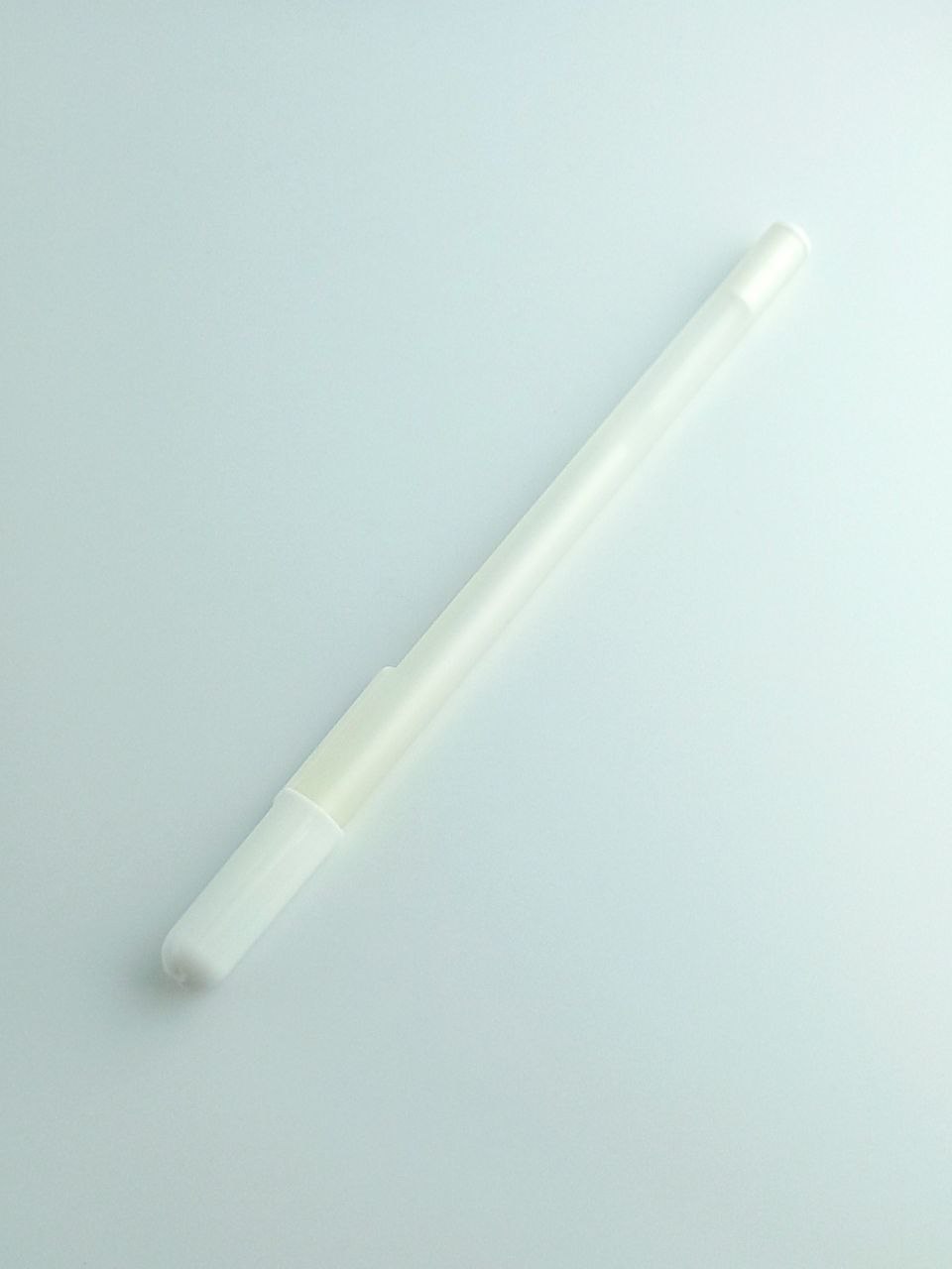 Lapiz con tinta gel blanca o metálica - Imagen 3