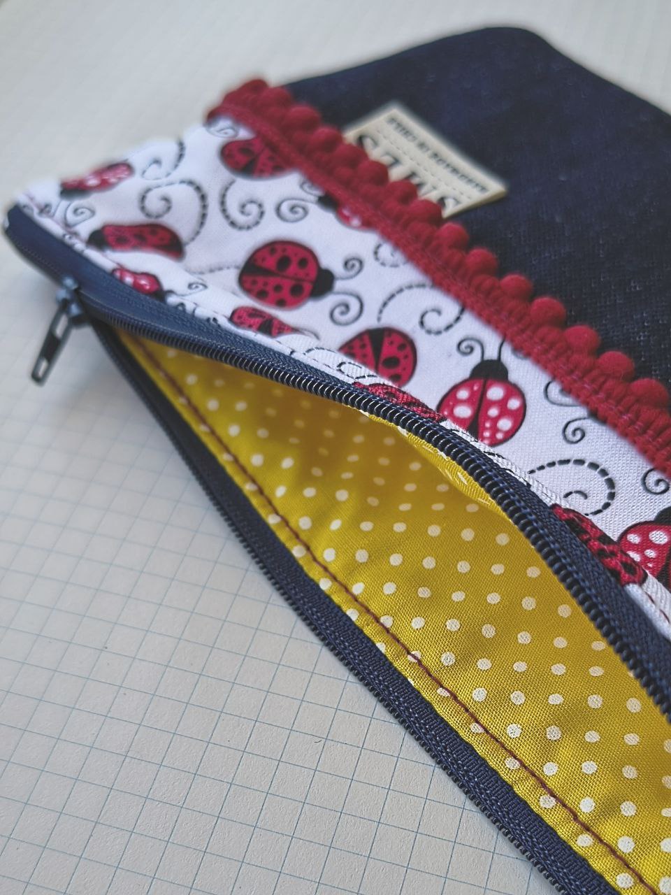 Estuche Artesanal SMLS Lady bug - Exclusivo en Casa Gawâ - Imagen 2